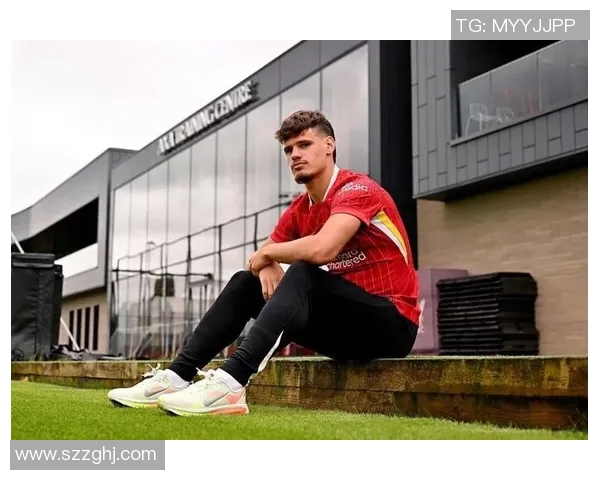 利物浦青训培养的足球明星们的辉煌成长之路与成就分享