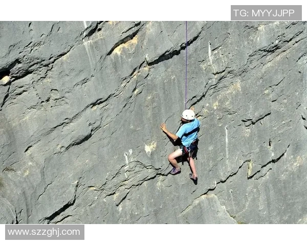武汉攀岩队的逆袭之旅：从初学者到高手的奋斗与成长纪实